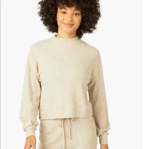 Beyond Yoga ribbed grey sweater